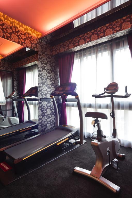 Fx Nanjing East Road Branch 4*