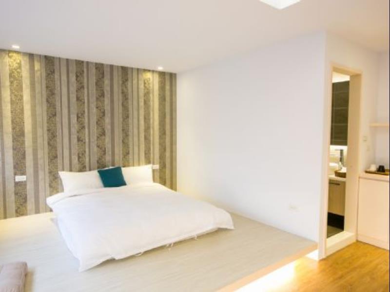 Happiness Hotel