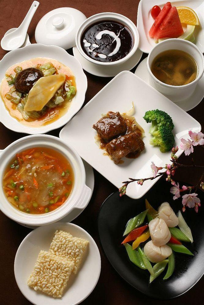 Check Select Yamgmingshan Resort 4*