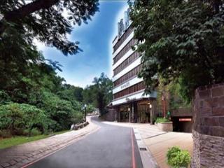 Golden Hot Spring Hotel 4*