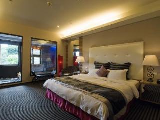 Hotel Golden Hot Spring Taipei