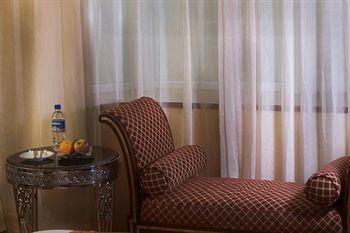 Royal Palace 4*