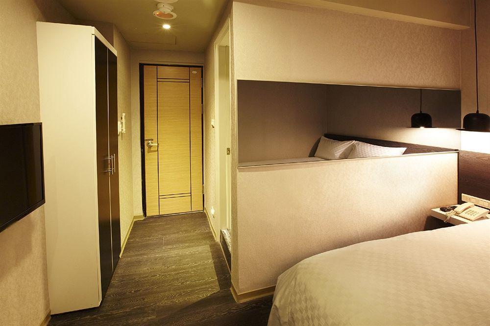 Hotel Main