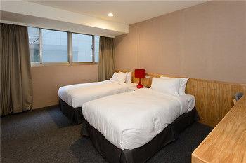 Check Nanjing 4*