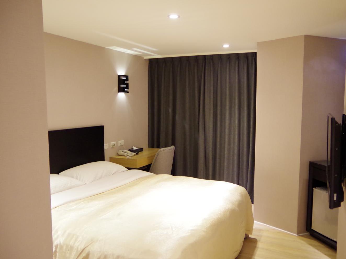 E-house Xining Branch 3*