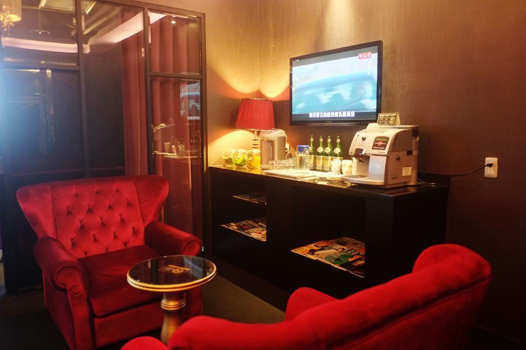 Fx Nanjing East Road Branch Hotel Taipei