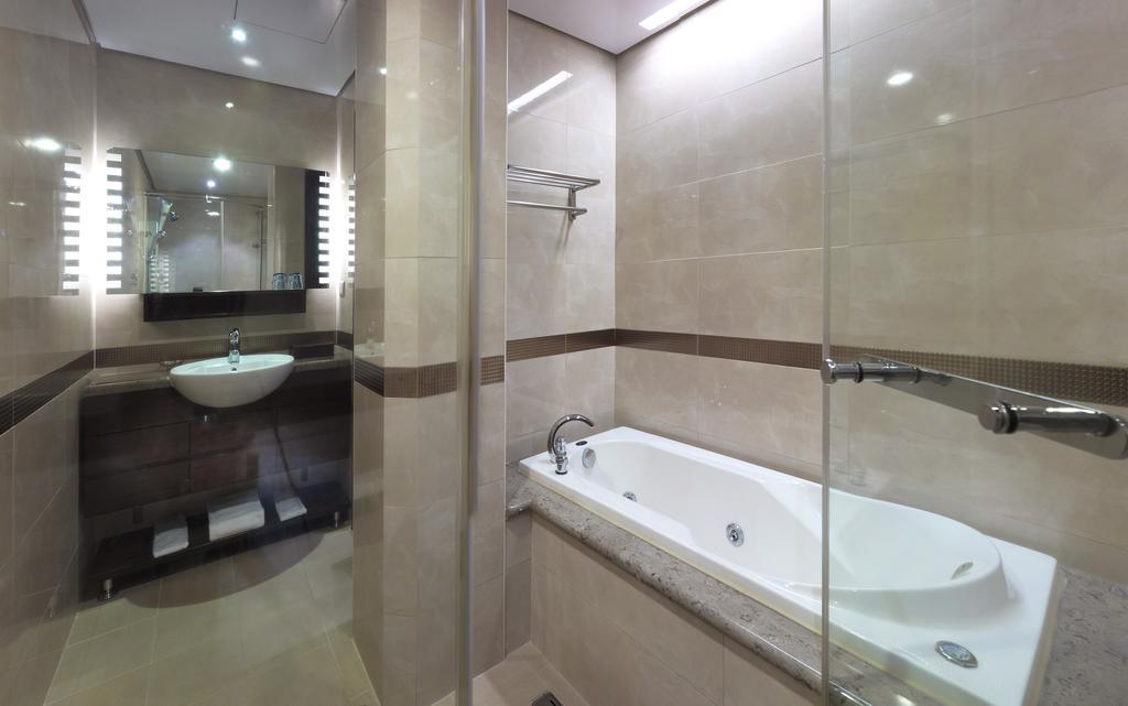 Hotel Beauty - Hsuanmei Boutique