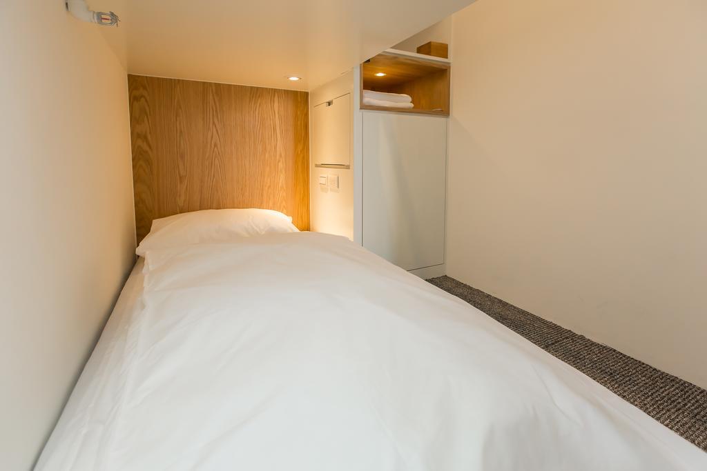Capsule hotel Muiu Capsule Taipei