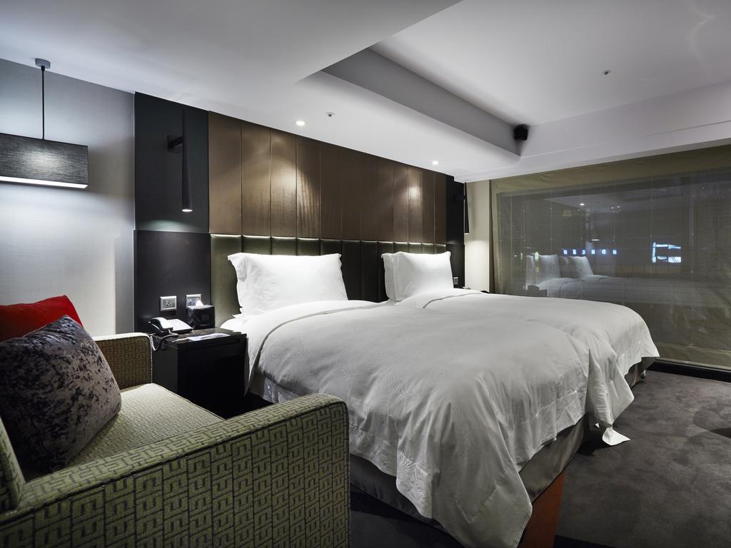The Tango Fuhsing Hotel 4*