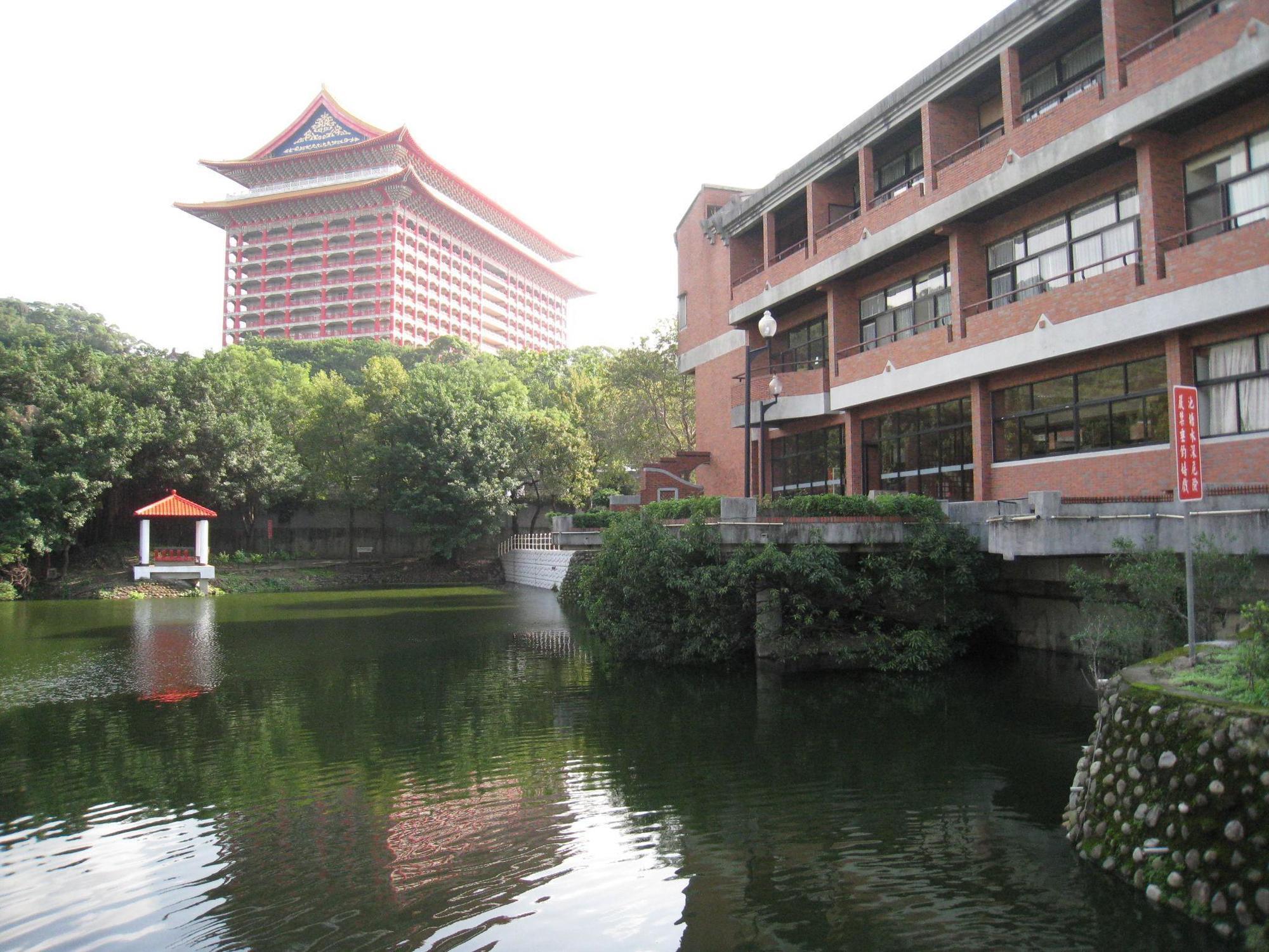 Hotel Chientan Youth Taipei