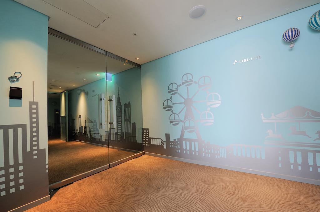 Hotel World - Zhonghua