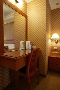Hotel Good Life - Chunlai 2*