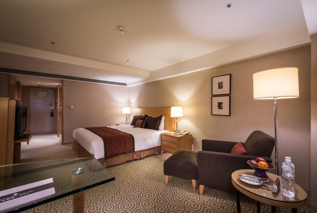 Hotel Fullerton - East