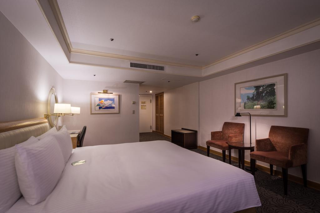 Hotel Fullerton - East