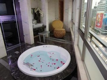 Hotel Burgary