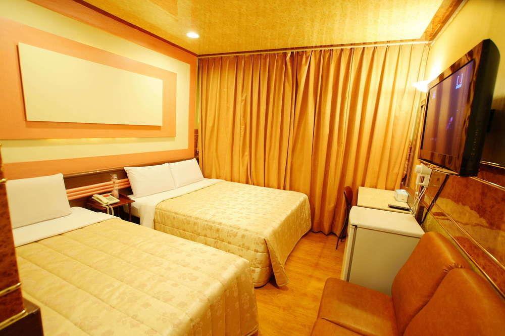 Hotel King National 3*