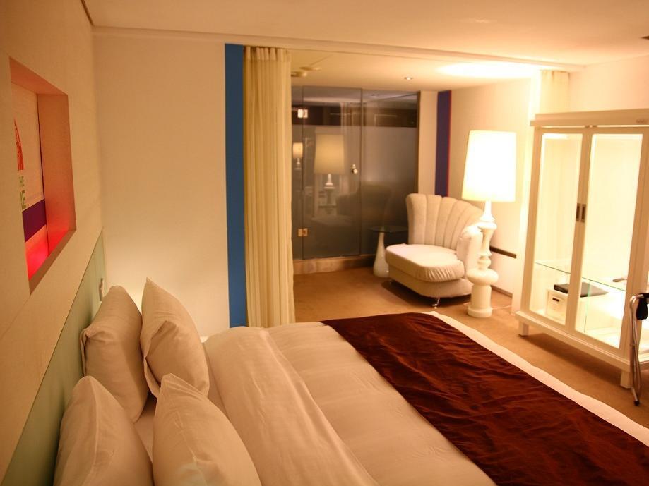 Hotel Green World Mai - Zhongshan 3*
