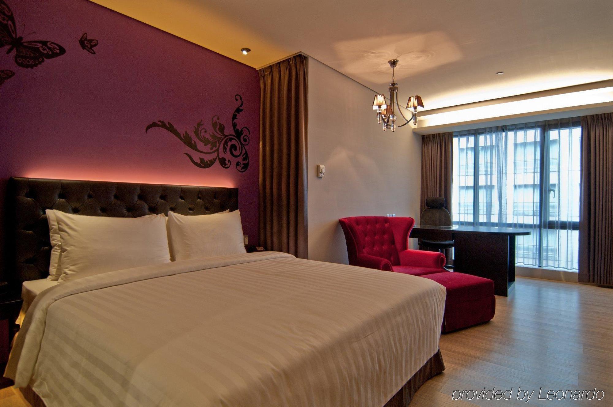 Fx Nanjing East Road Branch