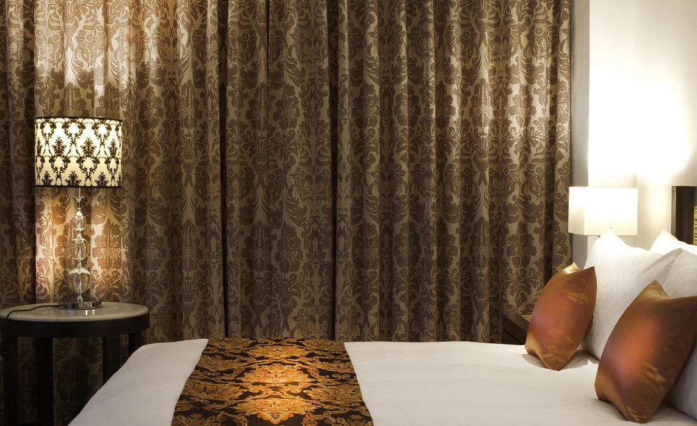 Golden China Hotel 4*