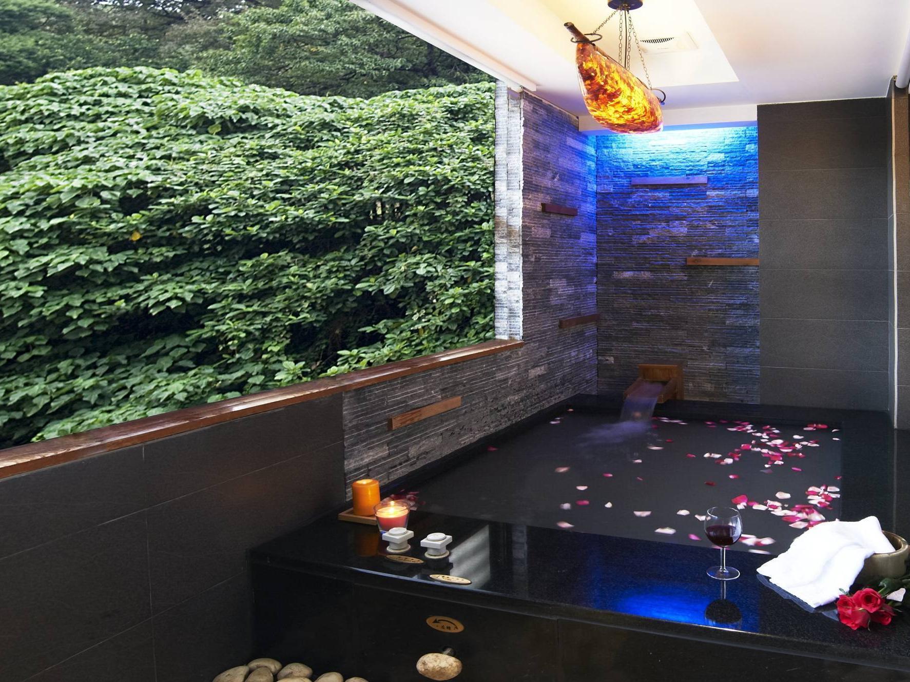 Golden Hot Spring 4* Taipei