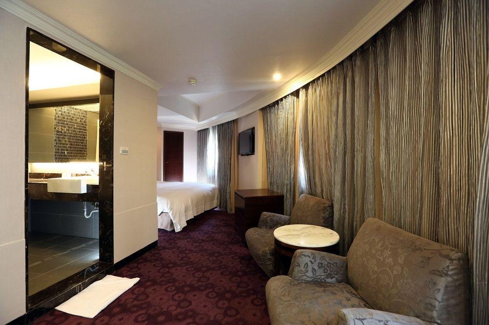 華麗大飯店ferrary Hotel 3*