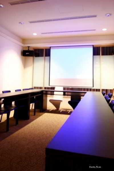 Hotel Eight Zone