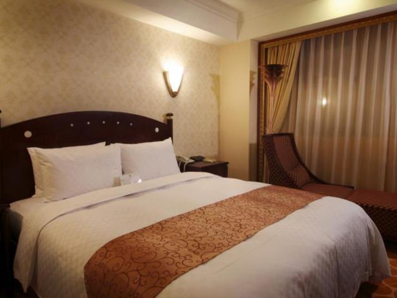 Royal Palace Hotel