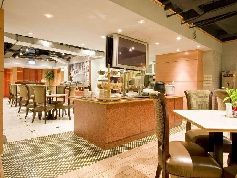 Hotel Charming City 3*