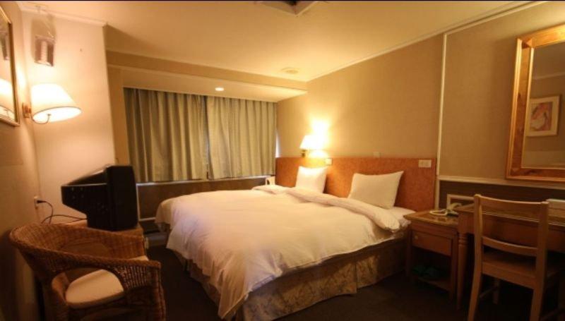Ximen Relite Hotel