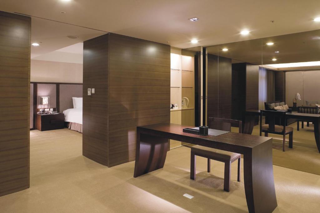 Longbon Beitou 4* Taipei