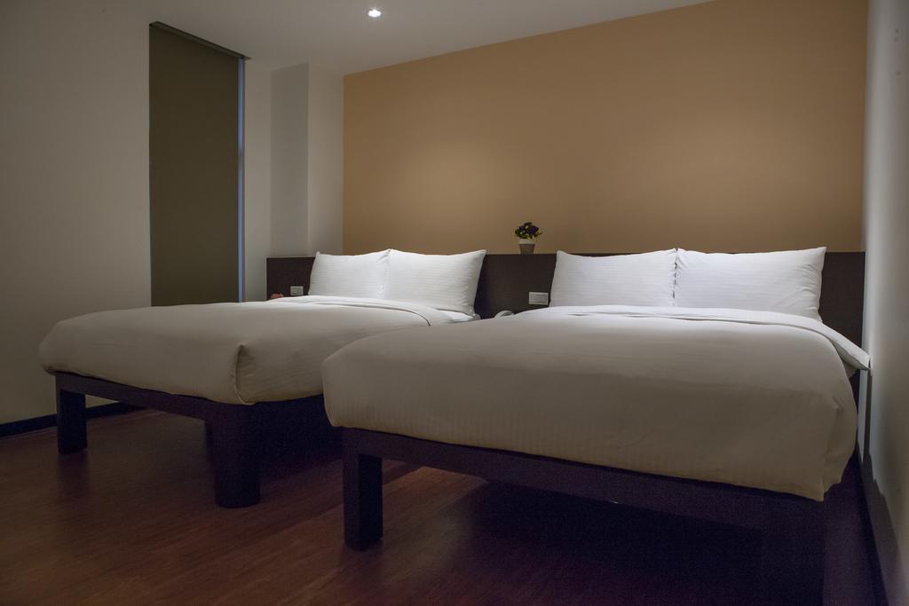 Cz 101-4 Apartemen Taipei