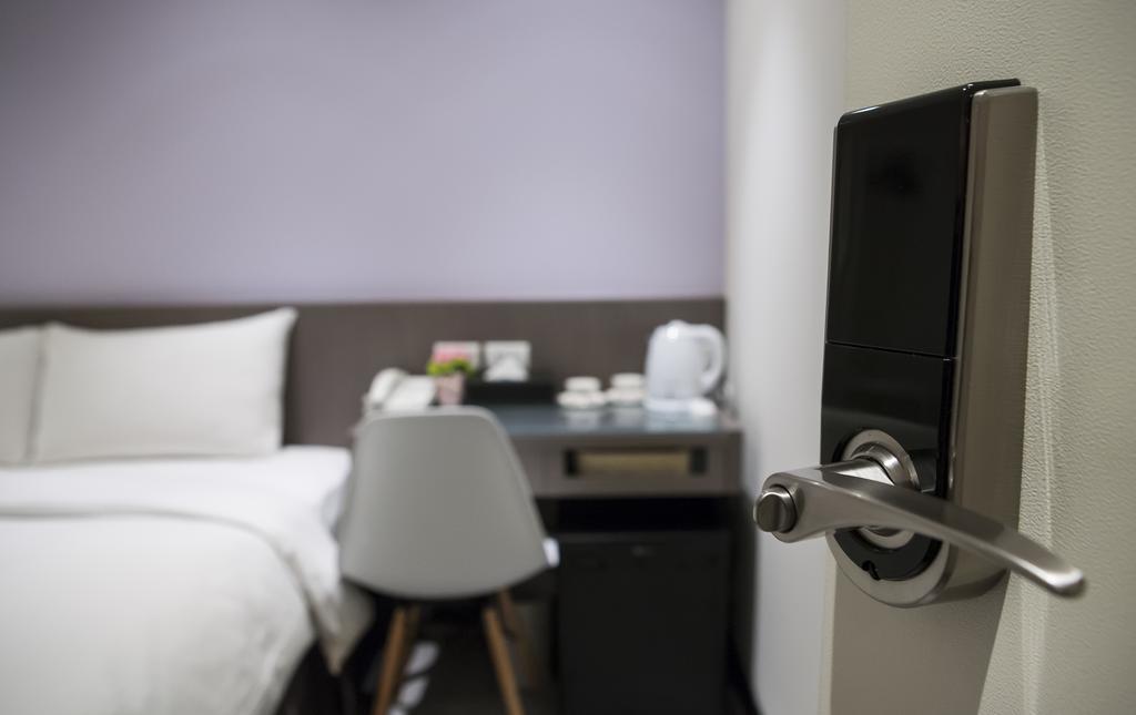 Cz 101-4 Apartemen Taipei