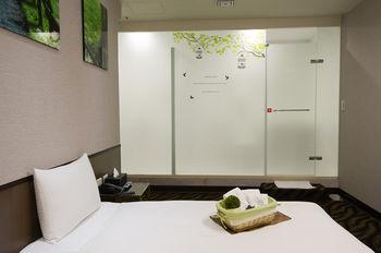 6 - Zhonghua Hotel Taipei