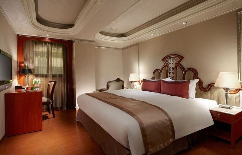 Hotel Happiness 3*