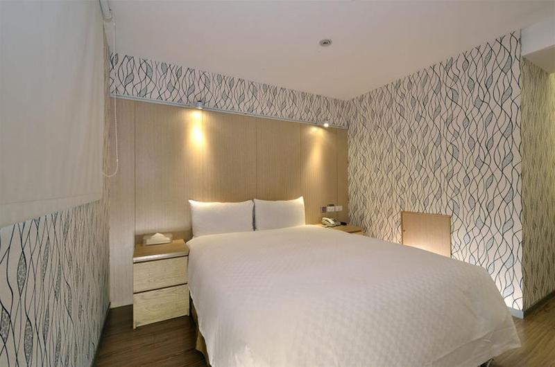 New - Main Station Hotel 3*