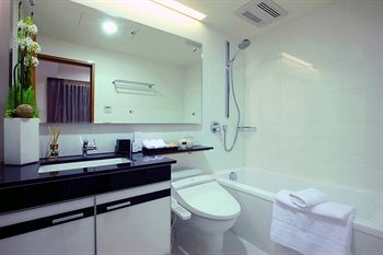K House Hotel 3*