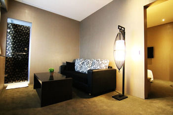 Hotel M - Main Station 3*