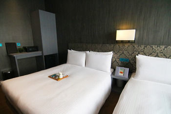 M - Main Station Hotel