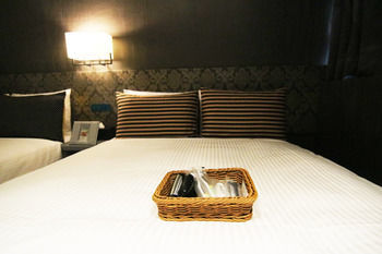 Hotel M - Main Station 3*