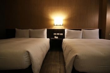 M - Main Station Hotel 3*