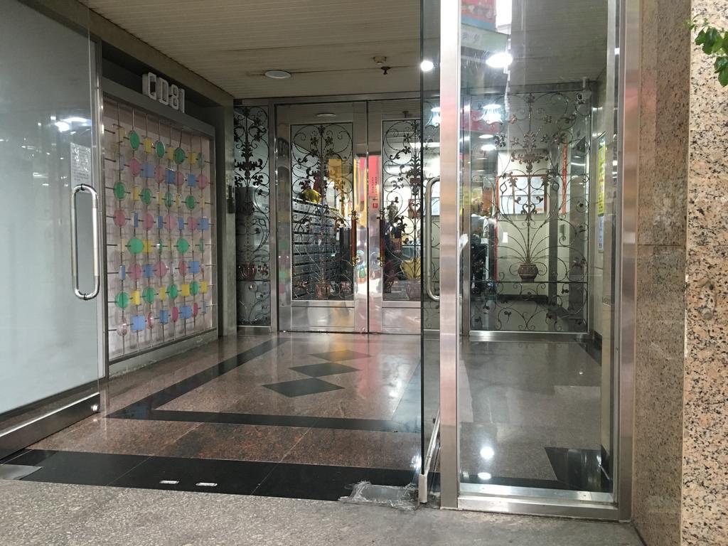 O2 Apartment - Ximen Branch Taipei