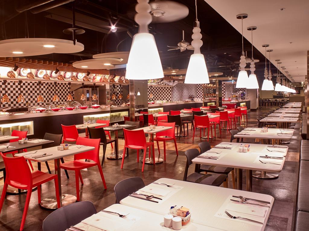 Caesar Park Hotel 4*