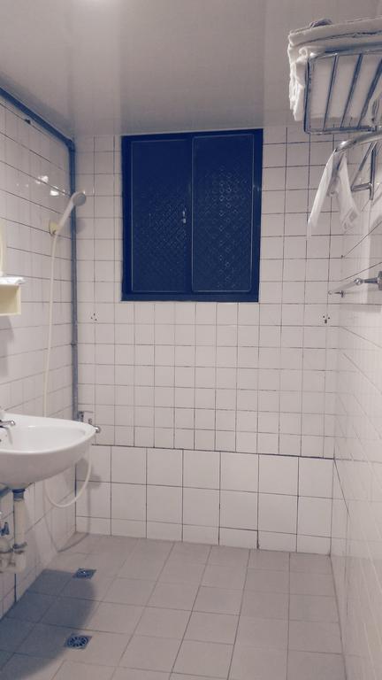 Chia Rong Hostel
