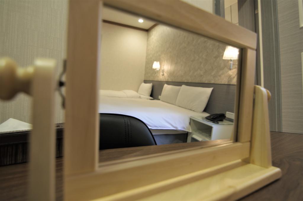 Inn 泊居旅店 Oursinn