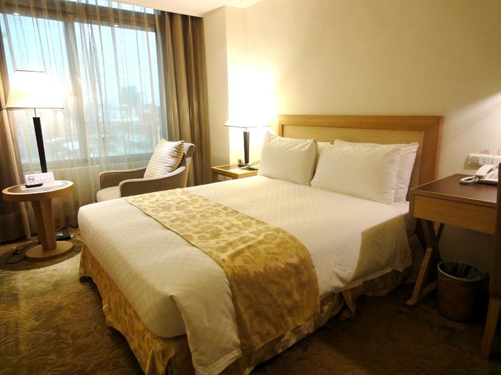 Golden China 4* Taipei