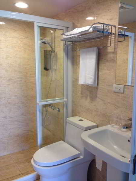 Jing Don B Apartment