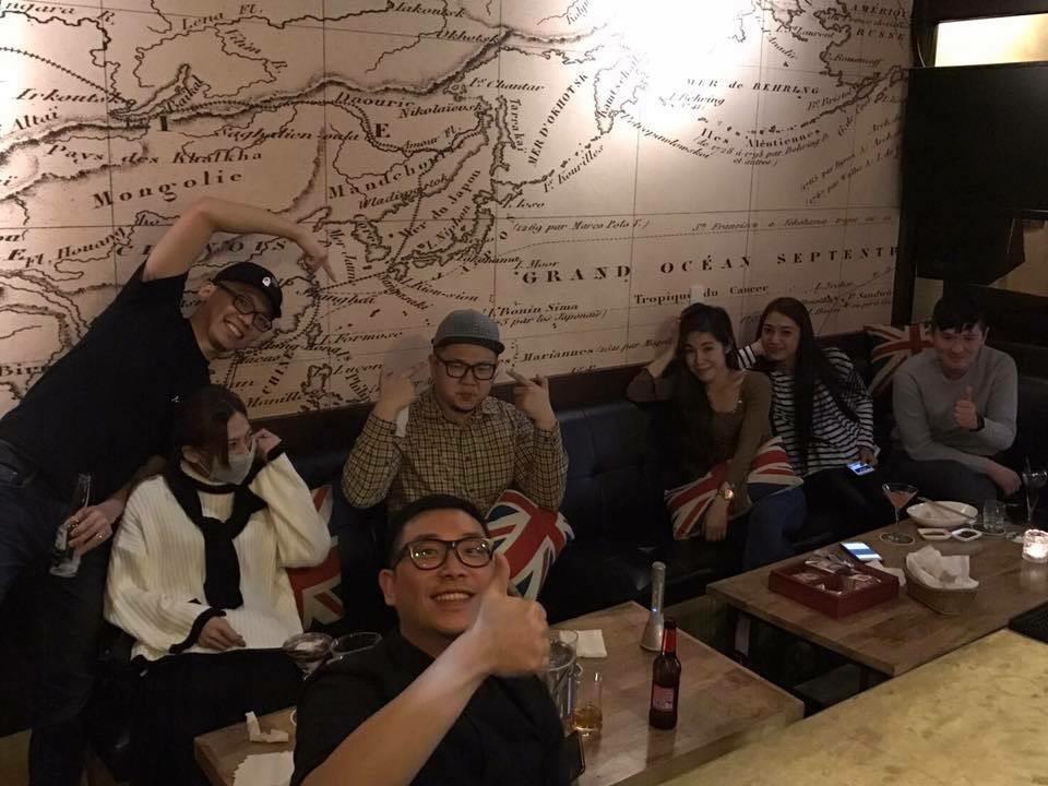 101 Single Bar Albergue Taipei