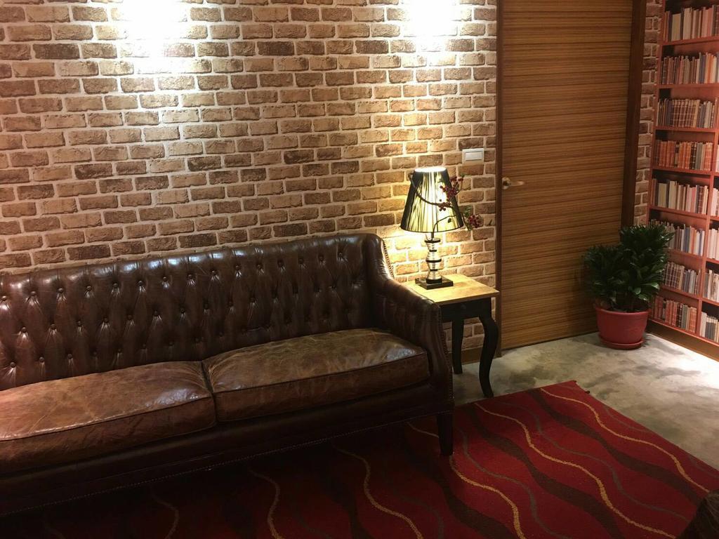Golden Hotel