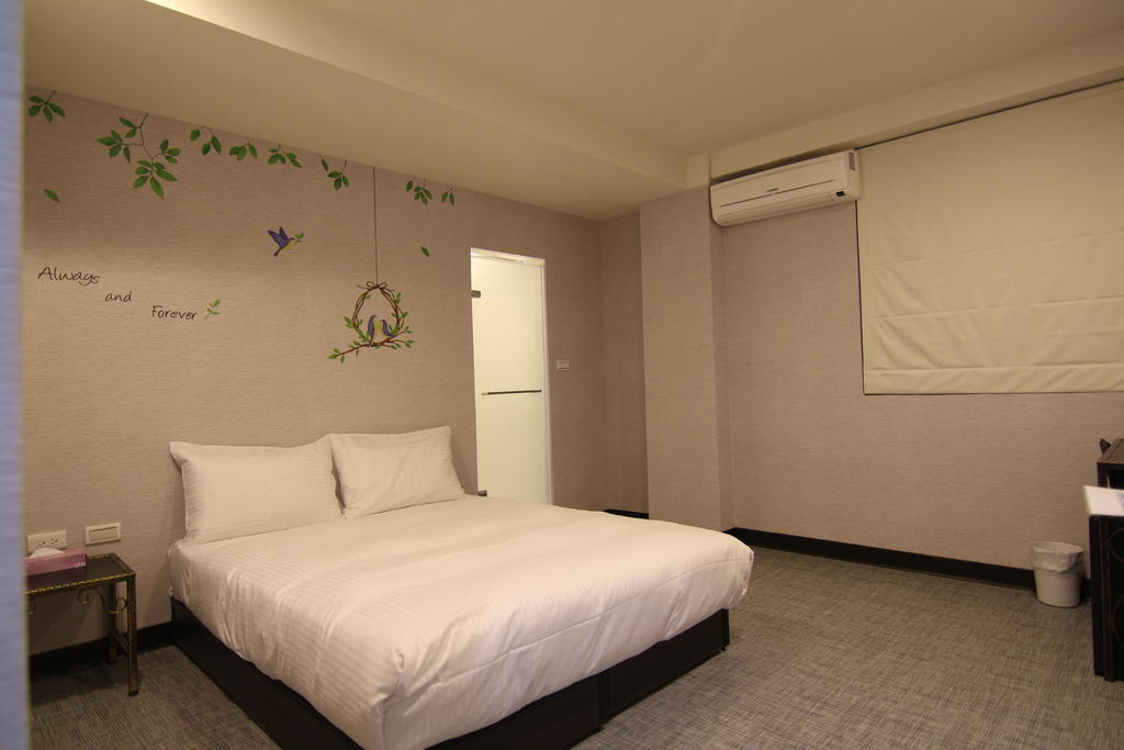 Ximen Holiday Aparthotel