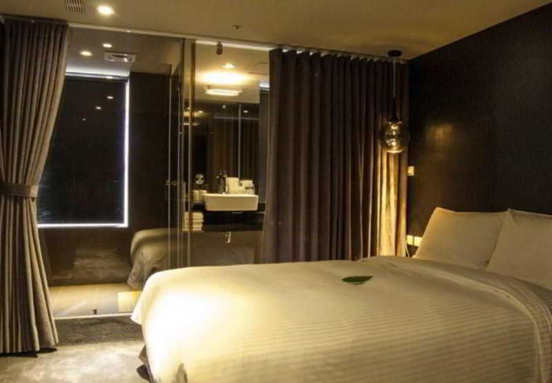 Vendome East Hotel 3*